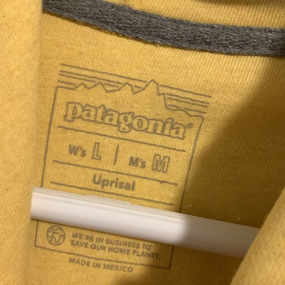 ⚡️Unisex Patagonia Fitz Roy icon uprisal hoody in milled yellow! NWT - Picture 5 of 5